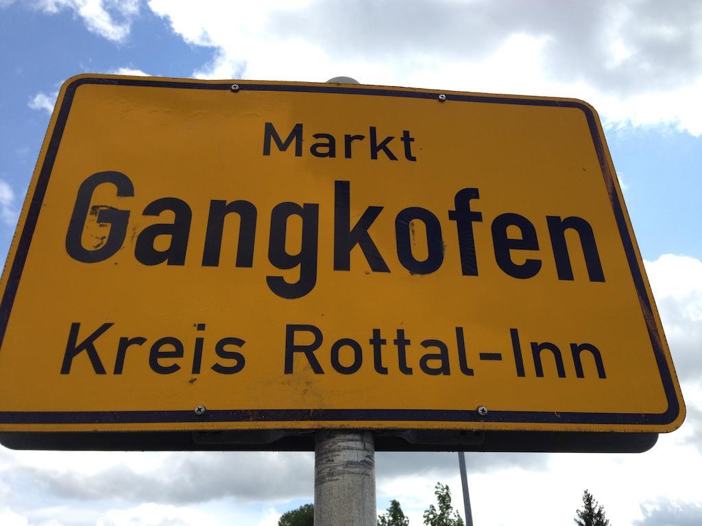 Hotel Am Marktplatz Gangkofen Екстер'єр фото